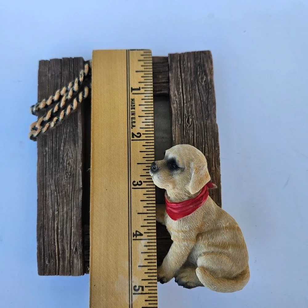 Dog Picture Frame Resin Puppy Rustic‎ Wood Look Photo Frame Red Bandana Decor